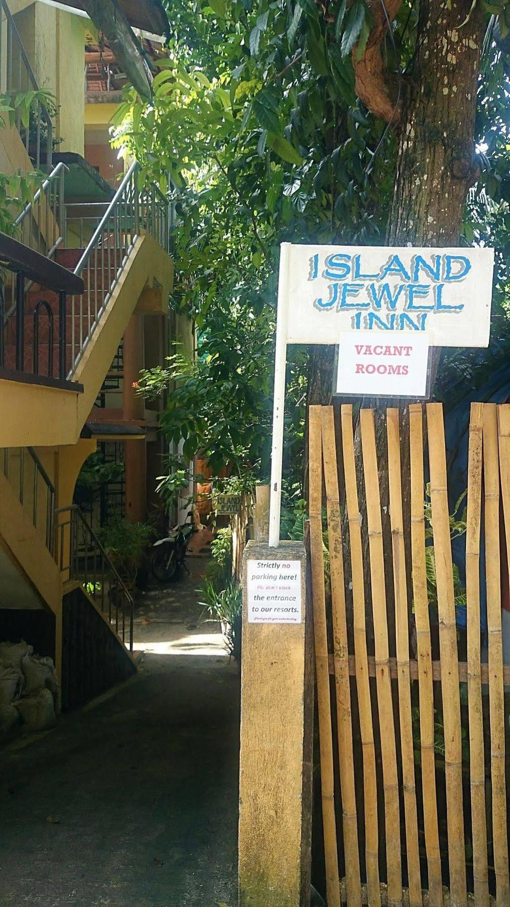 Island Jewel Inn Manoc-Manoc Exterior photo